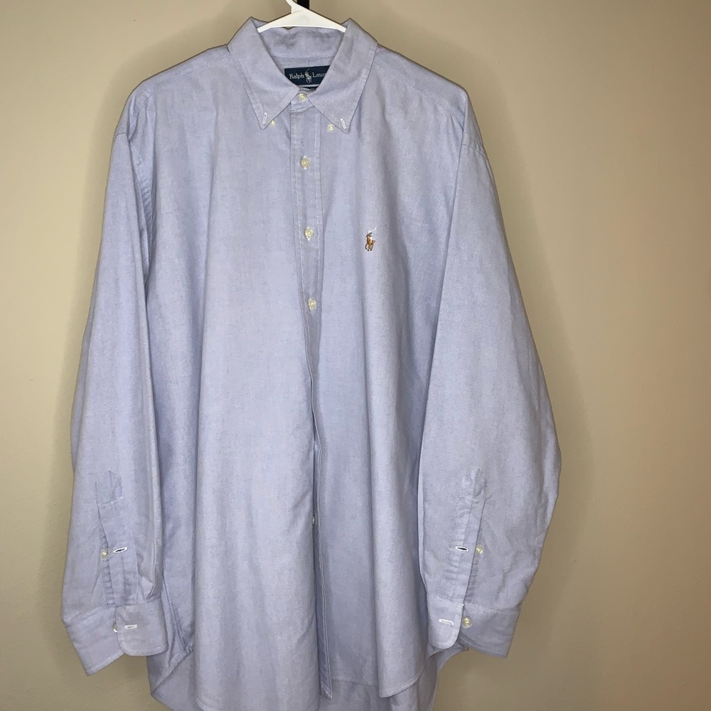 ✨Men’s Polo Ralph Lauren Button Down Shirt. Perfect for Casual/Business Wear✨